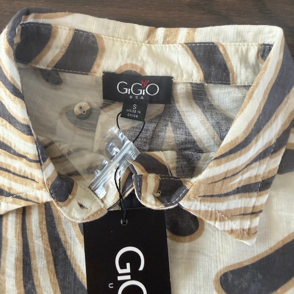 GiGo Patterned Two-Piece Set NWT - image 3